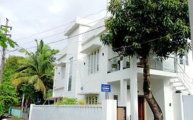 Rohini Homestay & Serviced Villa-Explore Alleppy